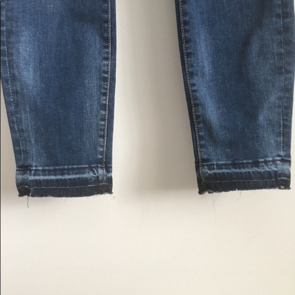 Old Navy Rockstar Skinny Fit Jeans - Picture 5 of 8